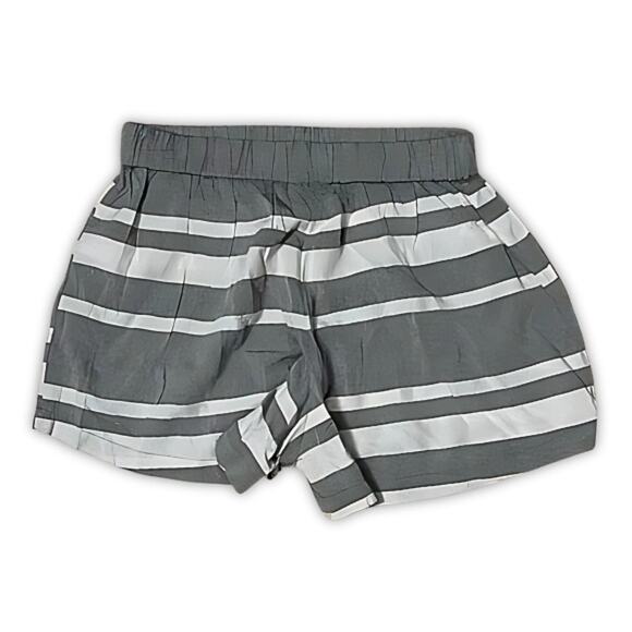 Nordstrom Casual Shorts Elastic Waist Rayon Striped Pattern Gray Girls 8/10 NWOT - Picture 4 of 8